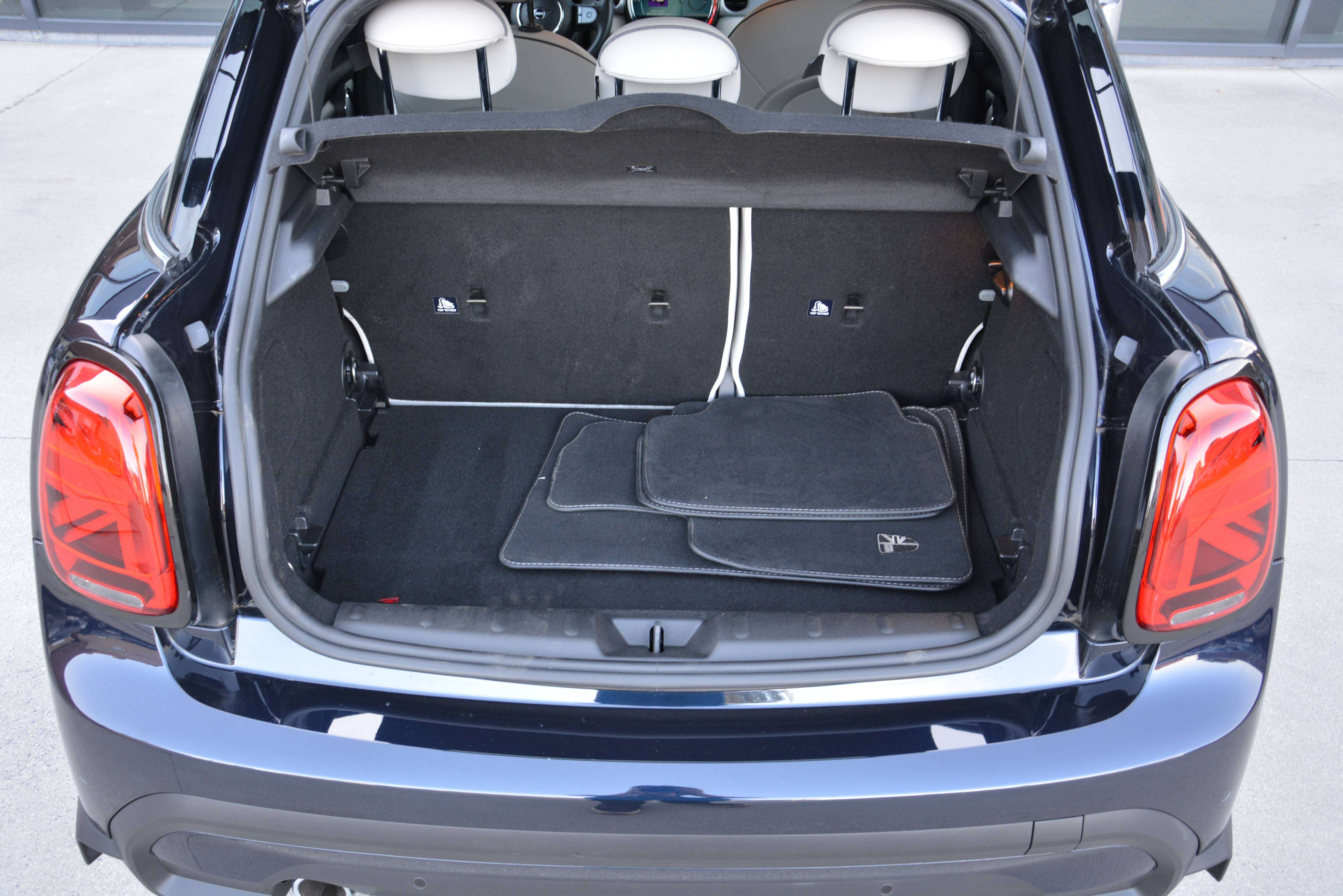 MINI Cooper Yours edition/Adaptieve cruise/Cam/HUD/Leder/18"
