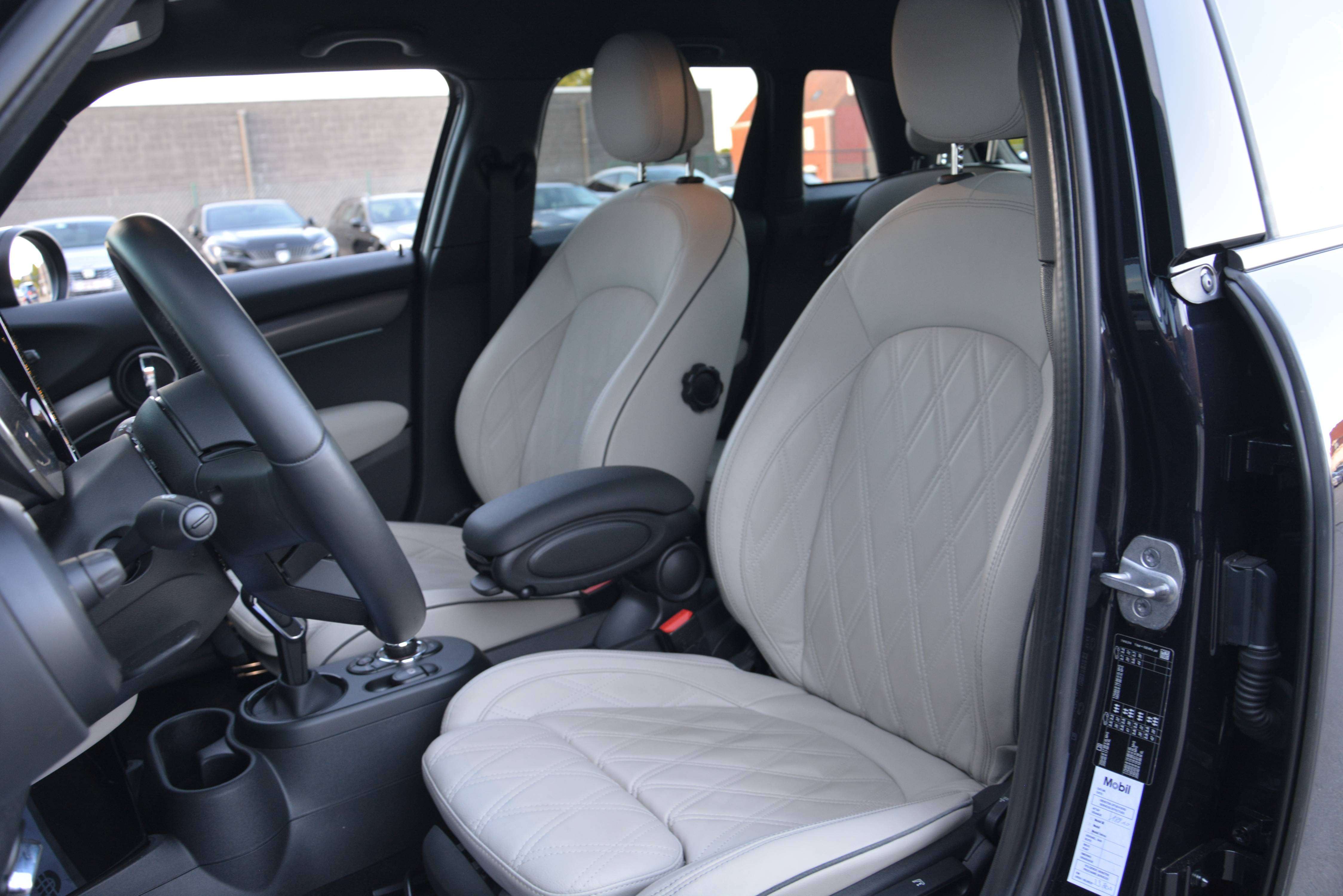 MINI Cooper Yours edition/Adaptieve cruise/Cam/HUD/Leder/18"