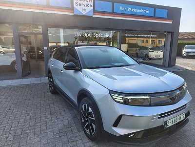 Opel Grandland New Grandland 1.2 Hybrid (benz/el) 100KW Demo Automaat *