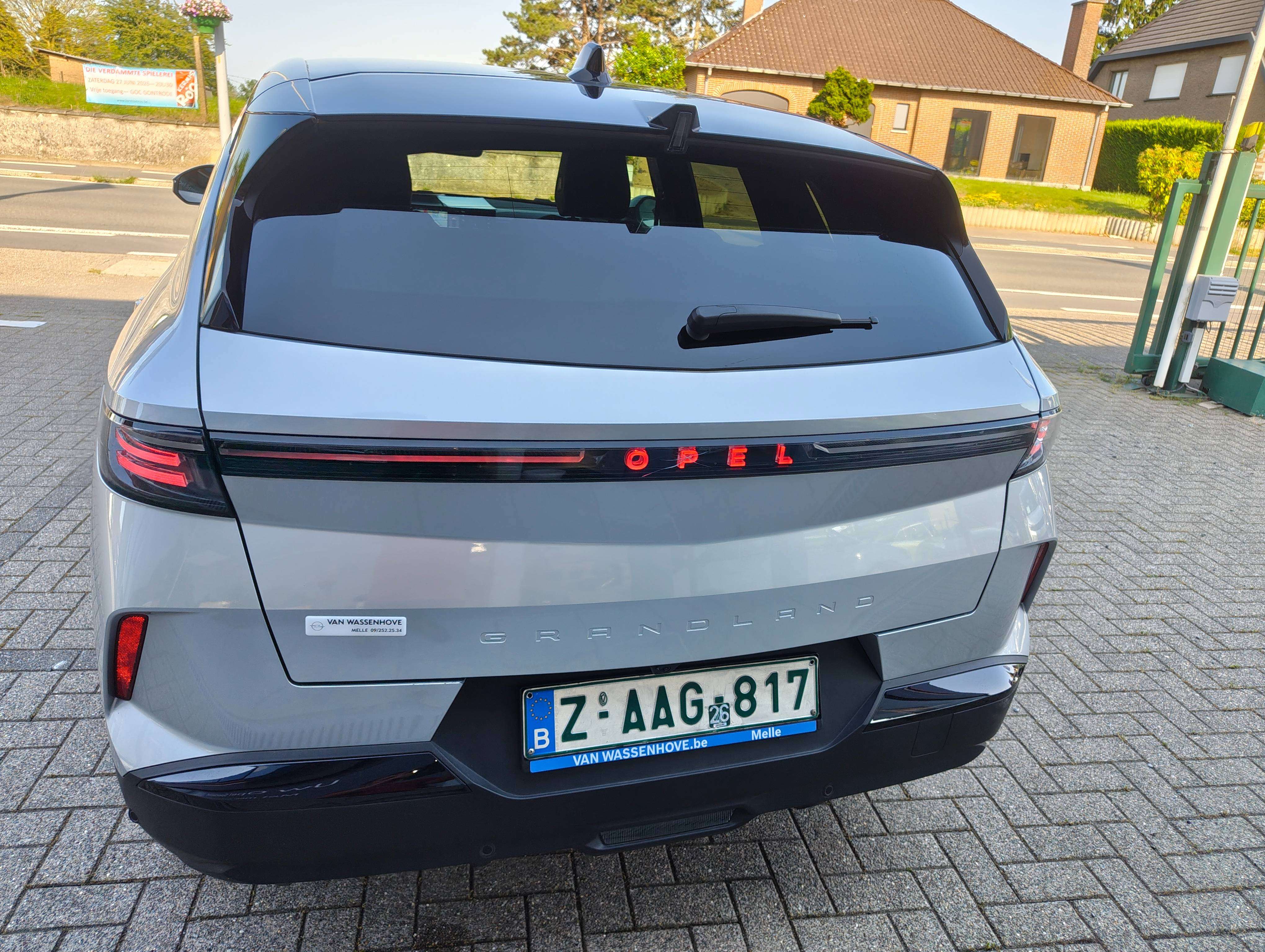 Opel Grandland New Grandland 1.2 Hybrid (benz/el) 100KW Demo Automaat *
