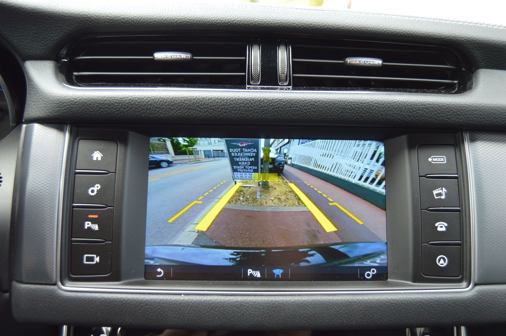 Jaguar XF 2.0D 180CH R-SPORT BVA