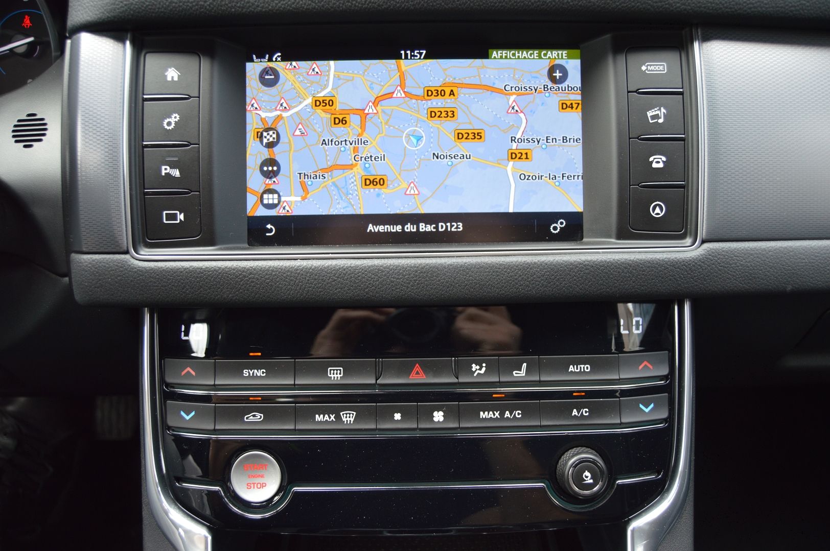 Jaguar XF 2.0D 180CH R-SPORT BVA