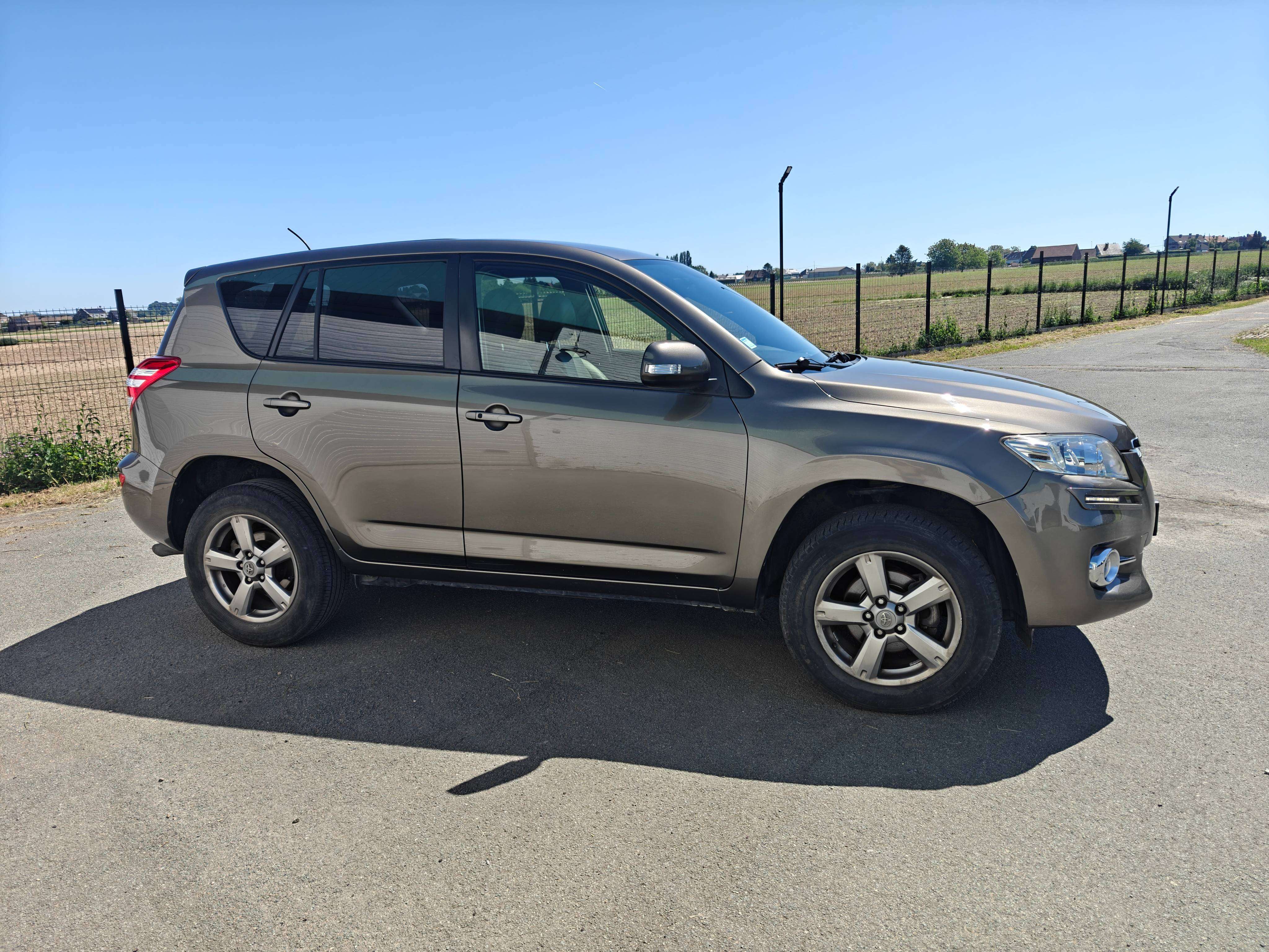 Toyota RAV 4 RAV4 2.2 D-4D D-CAT 4x4 VXE - 128.000KM - AIRCO/GPS/CAMERA!