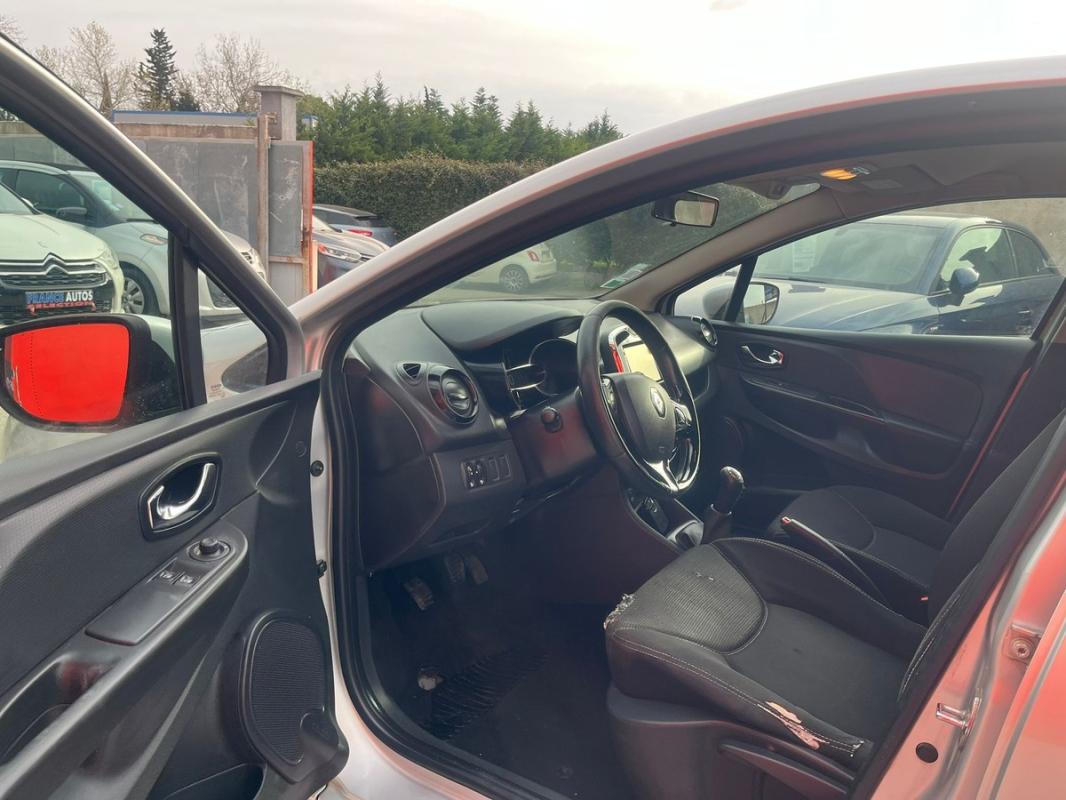 Renault Clio IV 1.5 DCI 90 CH | ENTIÈREMENT RÉVISÉE & GARANTIE SUR 12 MOIS UE