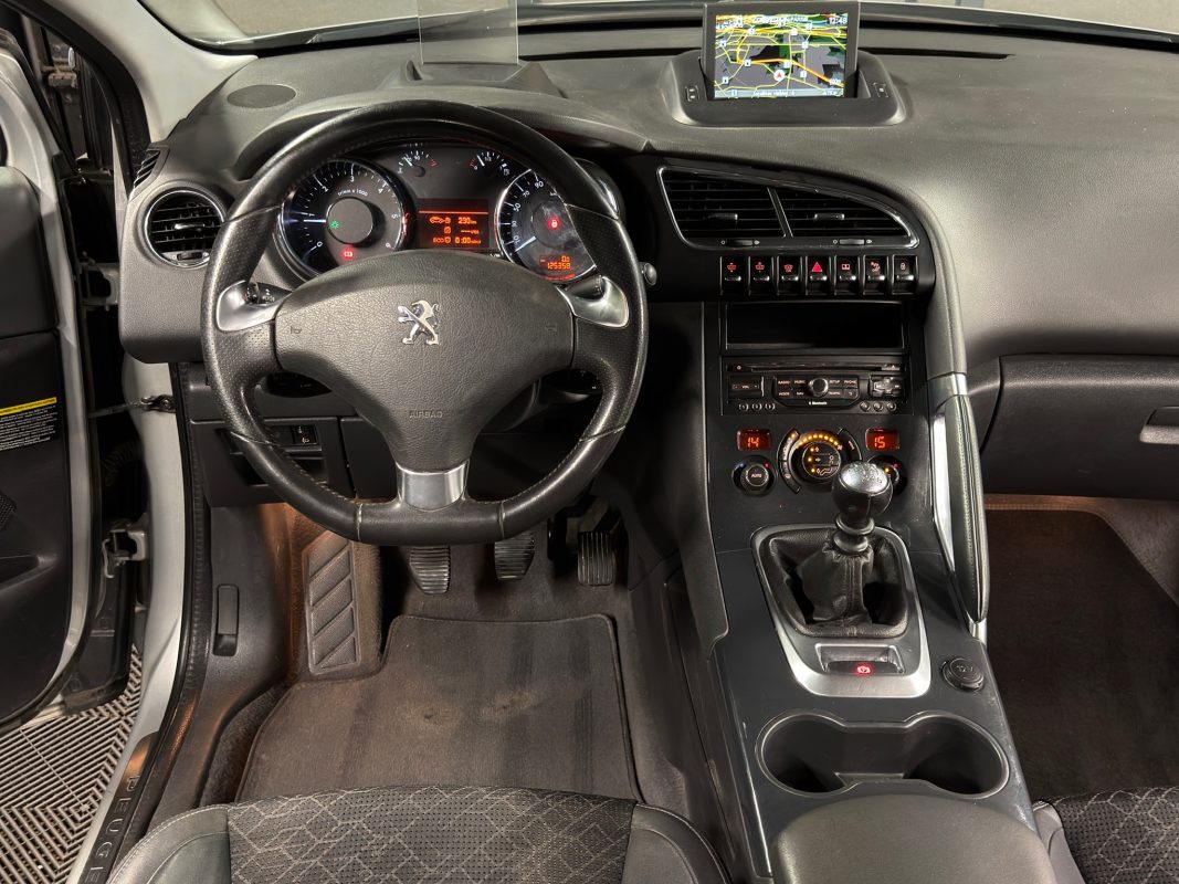 Peugeot 3008 PHASE 2 ALLURE 1.6 HDI 120 Cv TOIT PANORAMIQUE / GPS BVM6 CRIT AIR - GARANTIE 1 AN