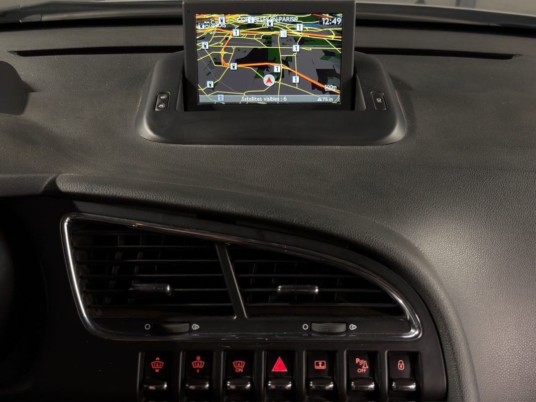 Peugeot 3008 PHASE 2 ALLURE 1.6 HDI 120 Cv TOIT PANORAMIQUE / GPS BVM6 CRIT AIR - GARANTIE 1 AN
