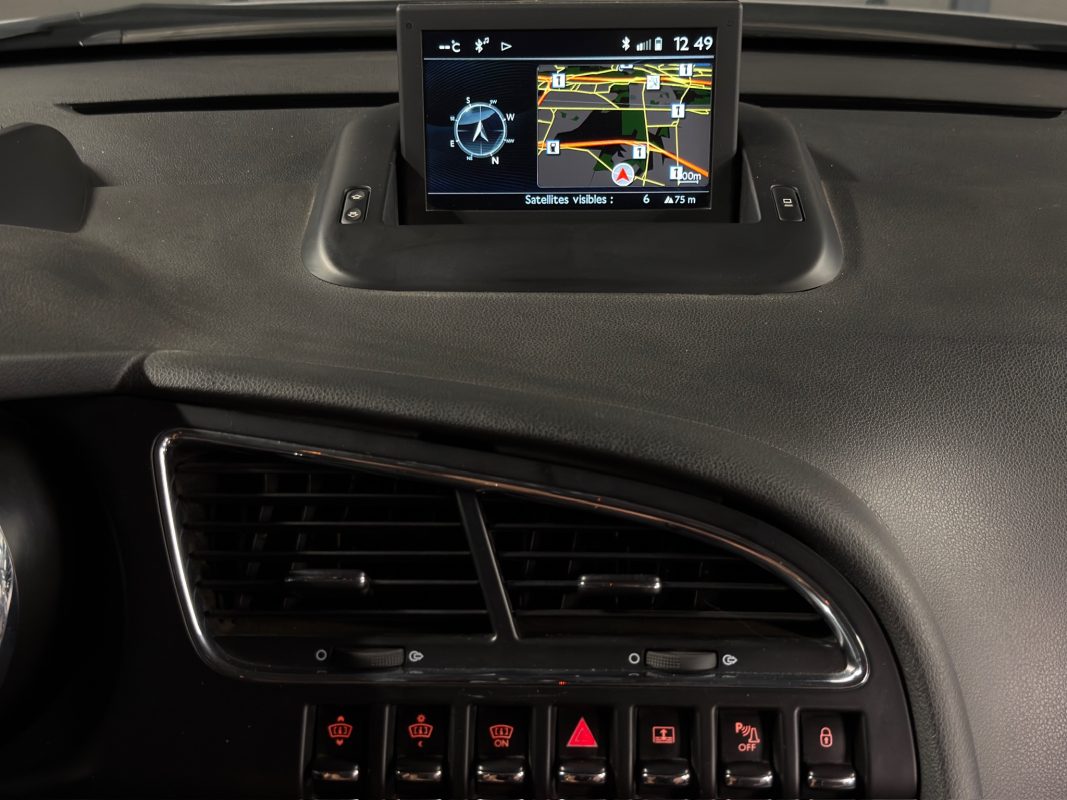 Peugeot 3008 PHASE 2 ALLURE 1.6 HDI 120 Cv TOIT PANORAMIQUE / GPS BVM6 CRIT AIR - GARANTIE 1 AN