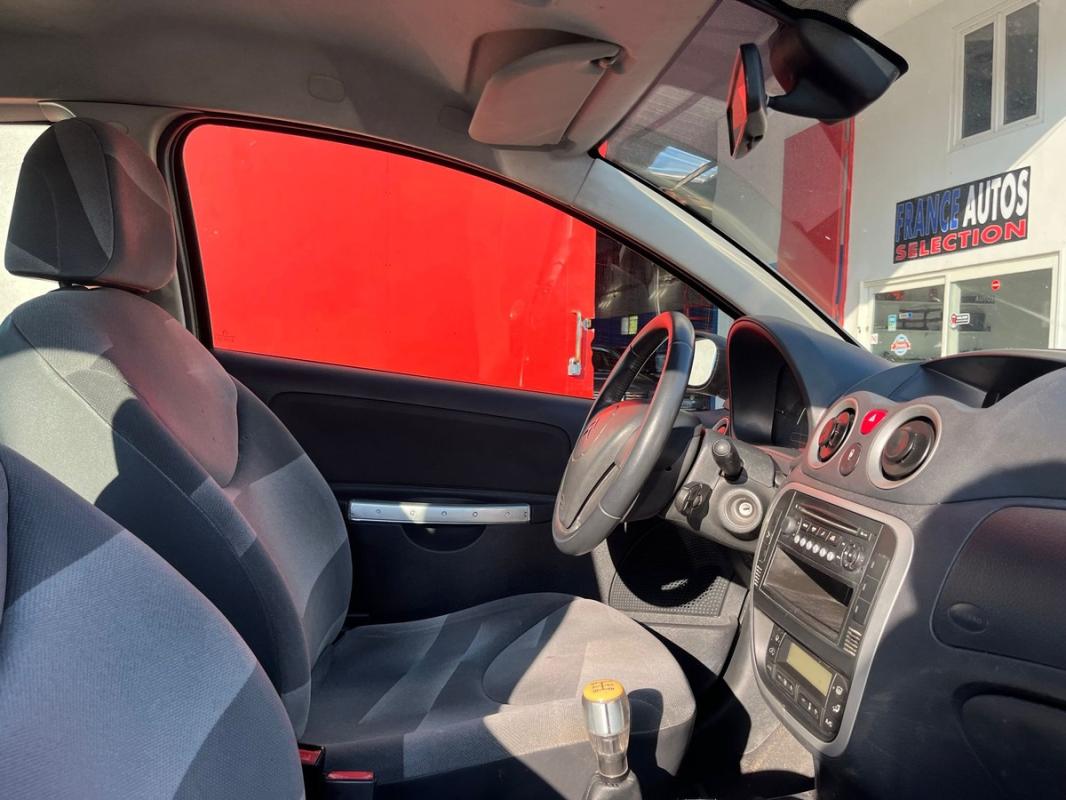 Citroen C2 1.4 HDI 68 CHV DIESEL – ENTIÈREMENT RÉVISÉE ET GARANTIE 12 MOIS