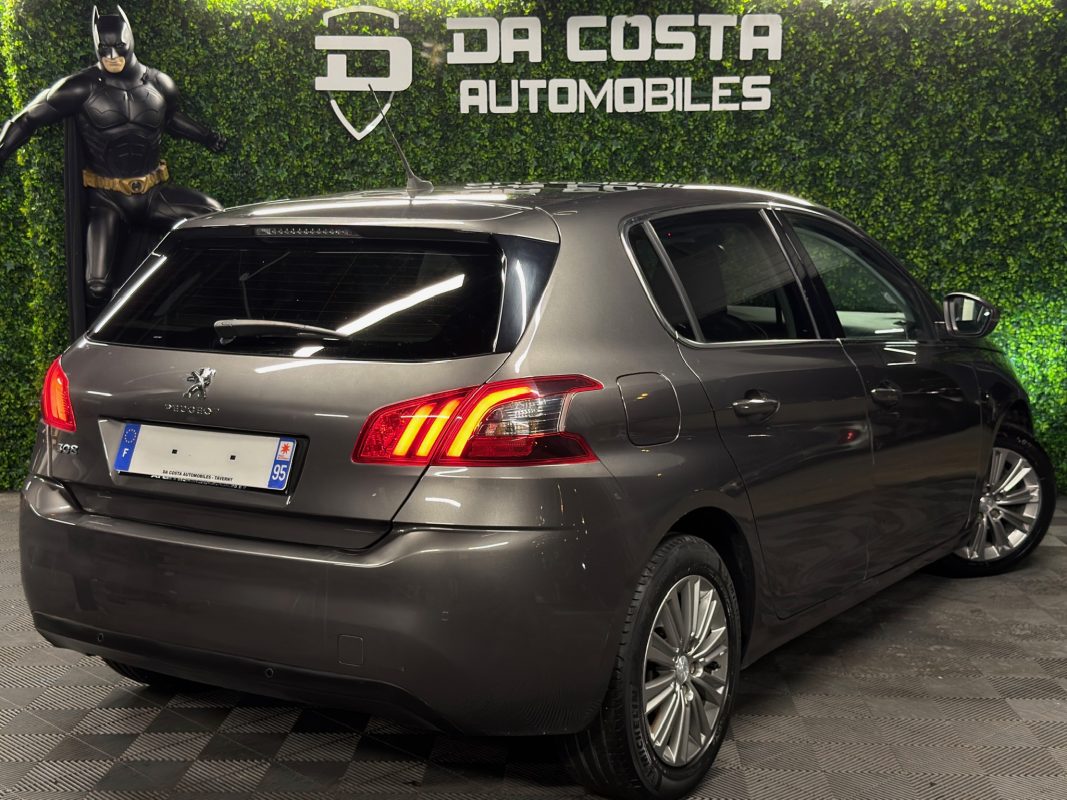 Peugeot 308 II PHASE 2 ALLURE 1.2 TURBO 130 BOITE AUTO EAT8 TOIT PANO APPLE & ANDROID - GARANTIE 1an