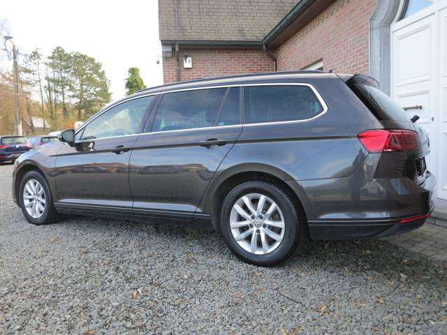 Volkswagen Passat Variant SW 1.6 TDi  DSG+PANORAMISCH DAK + IN PROMO!