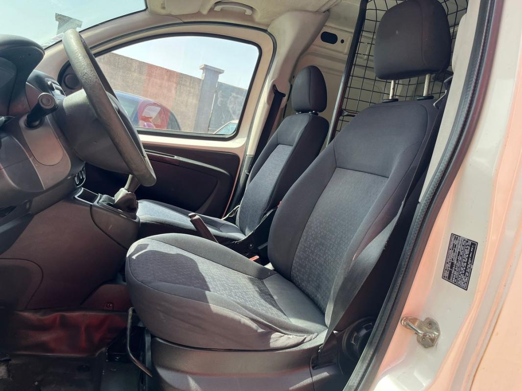 Citroen Nemo 1.4 HDI 68 CH | ENTIÈREMENT RÉVISÉE ET GARANTIE TRÈS PROPRE