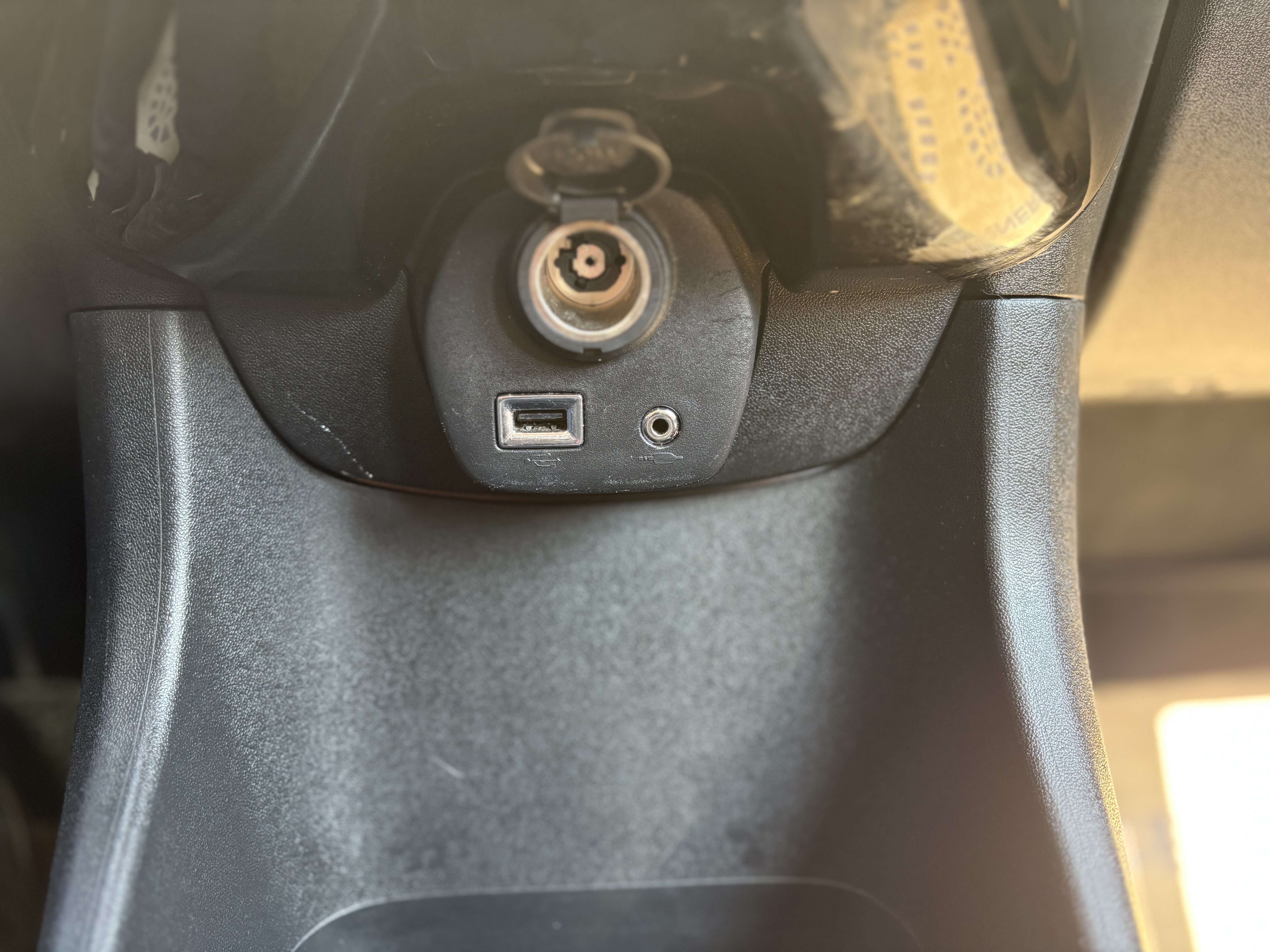 Peugeot 108 108 1.2 PureTech Allure NVLE COURROIE !!!
