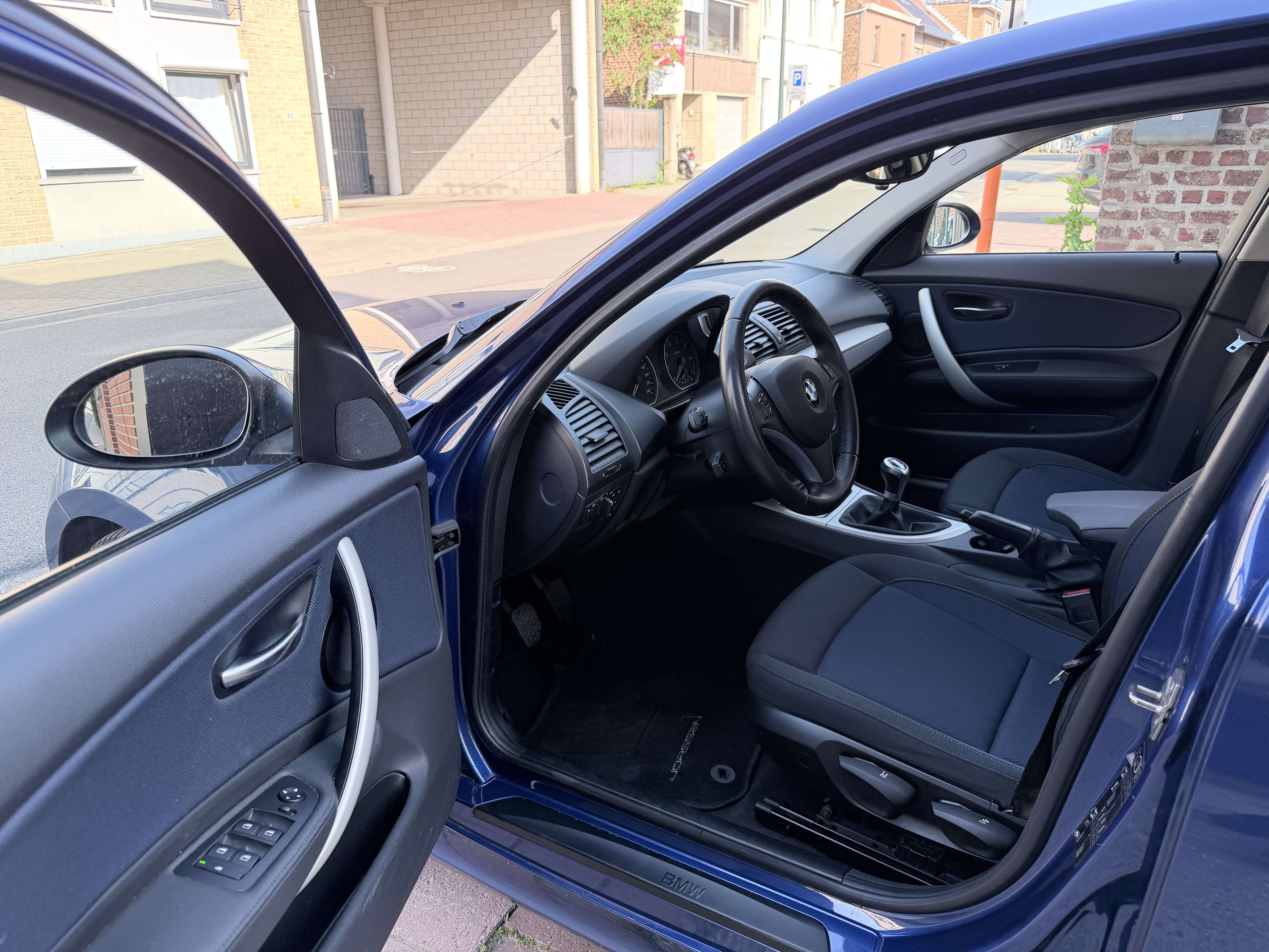 BMW 116 2.0 i EDITION