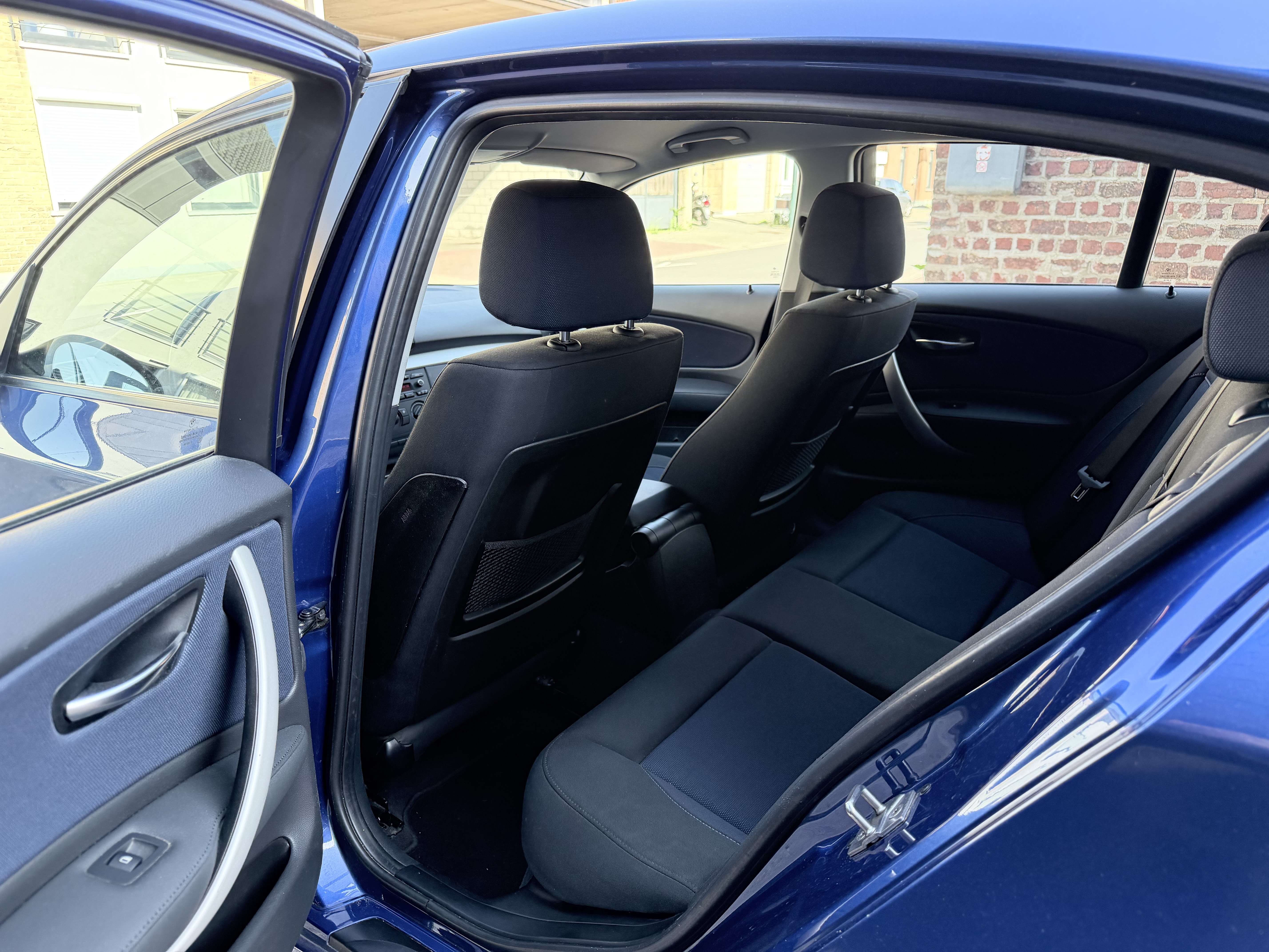 BMW 116 2.0 i EDITION