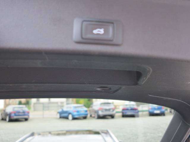 Audi A4 Avant 30 TDi  S-LINE Business Edition S tronic + PROMO + GARANTIE!