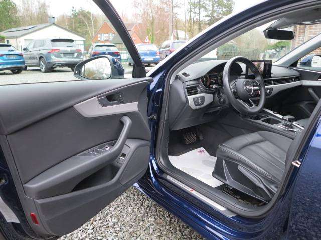 Audi A4 Avant 30 TDi  S-LINE Business Edition S tronic + PROMO + GARANTIE!