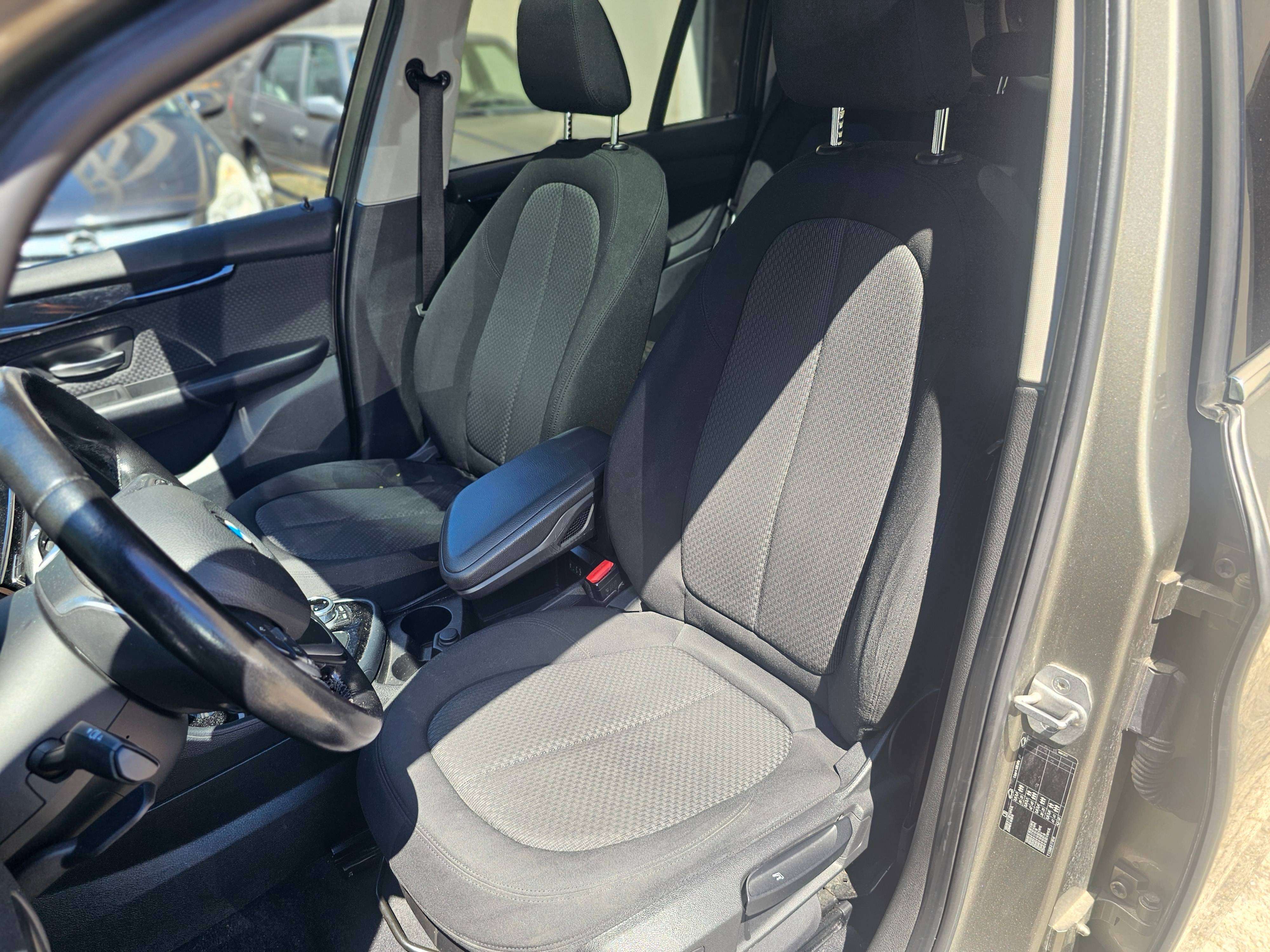 BMW 218 Gran Tourer 218 dXA
