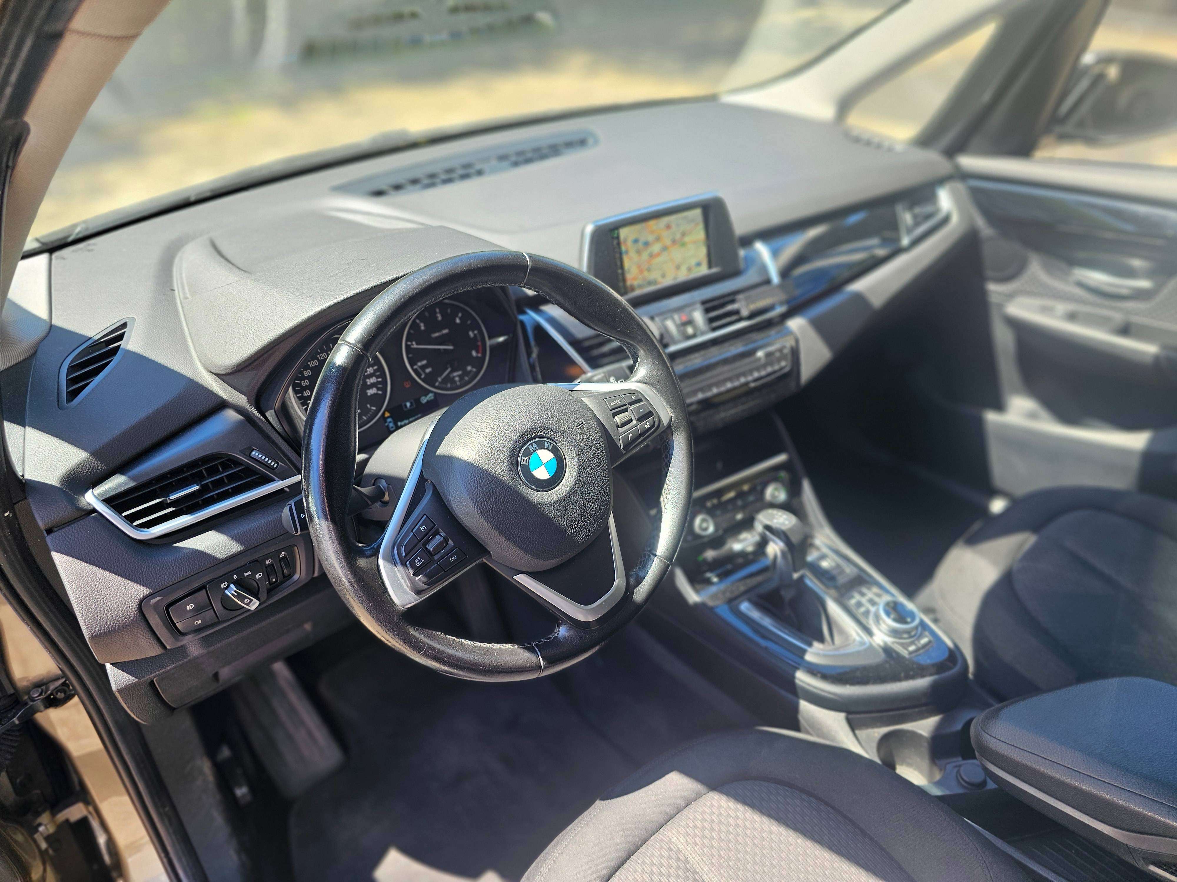BMW 218 Gran Tourer 218 dXA