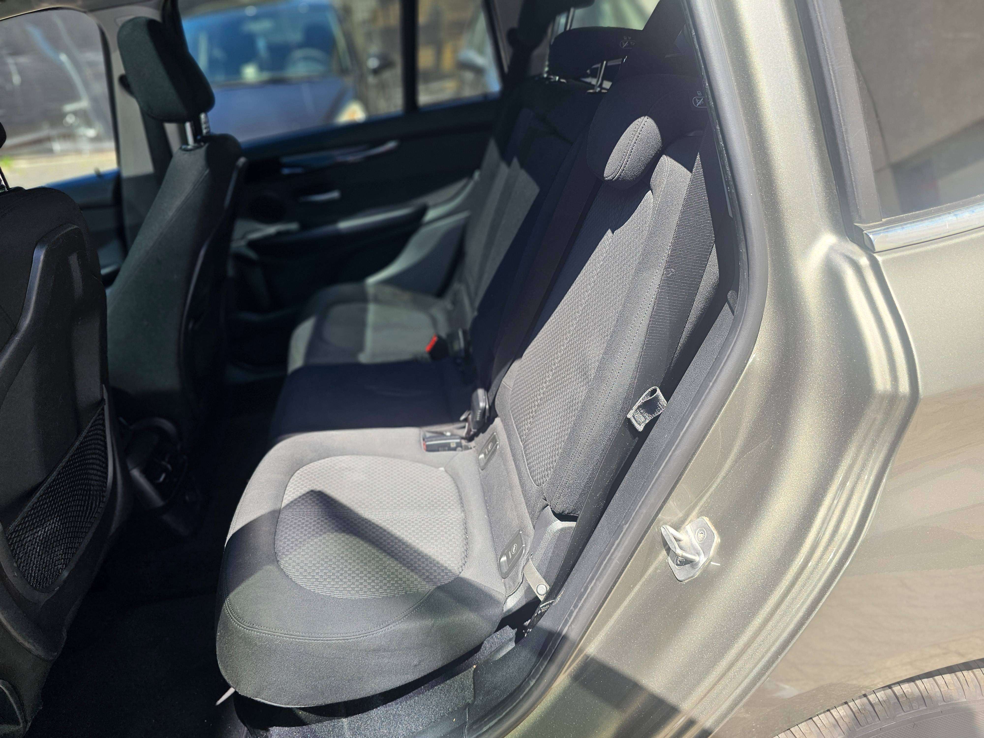 BMW 218 Gran Tourer 218 dXA