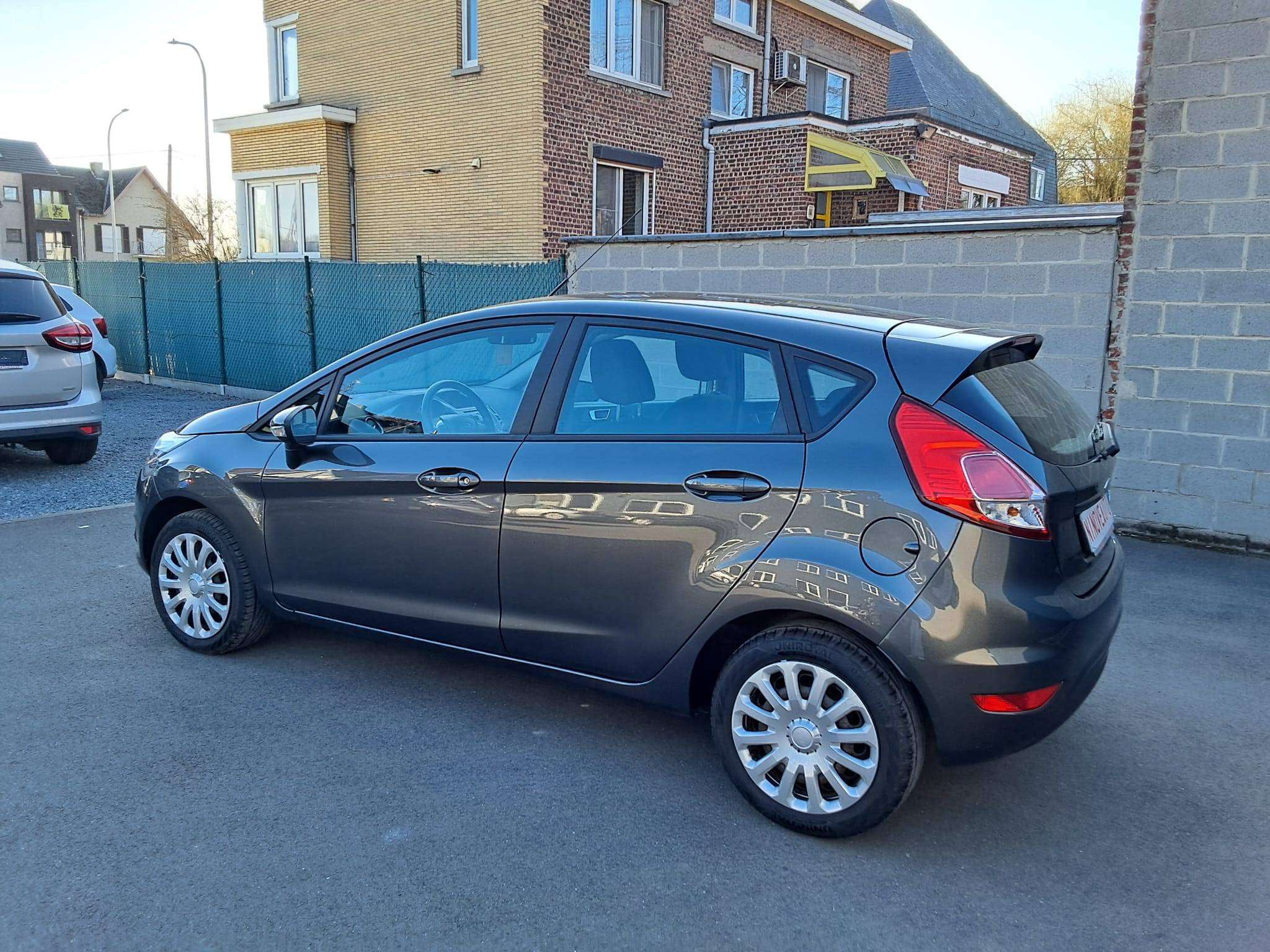 Ford Fiesta 1.0i Trend 1STE EIGENAAAR **80000KM**BLUETOOTH AIR