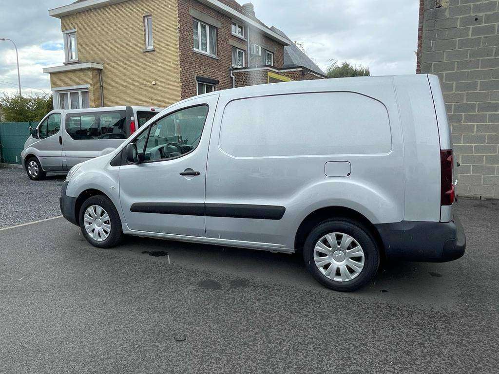 Citroen Berlingo 1.6d HDI LONG LICHTE VRACHT AIRCO €6500+21%TVA