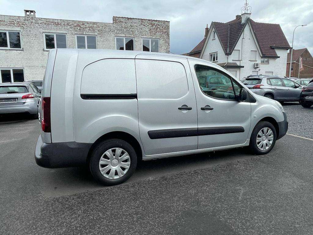 Citroen Berlingo 1.6d HDI LONG LICHTE VRACHT AIRCO €6500+21%TVA