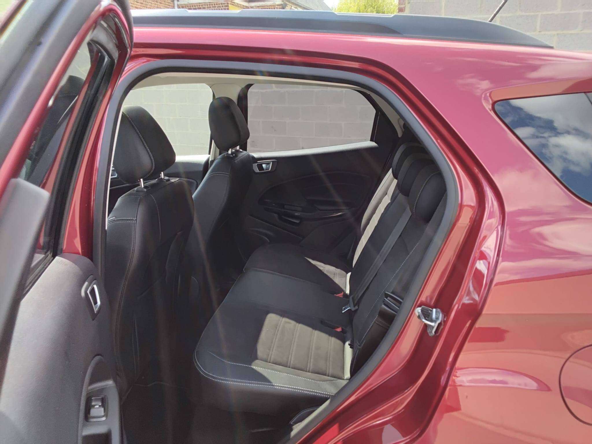 Ford EcoSport 1.0 EcoBoost FWD ST Line  FULL OPTIE OPENDAK CARPLAY........