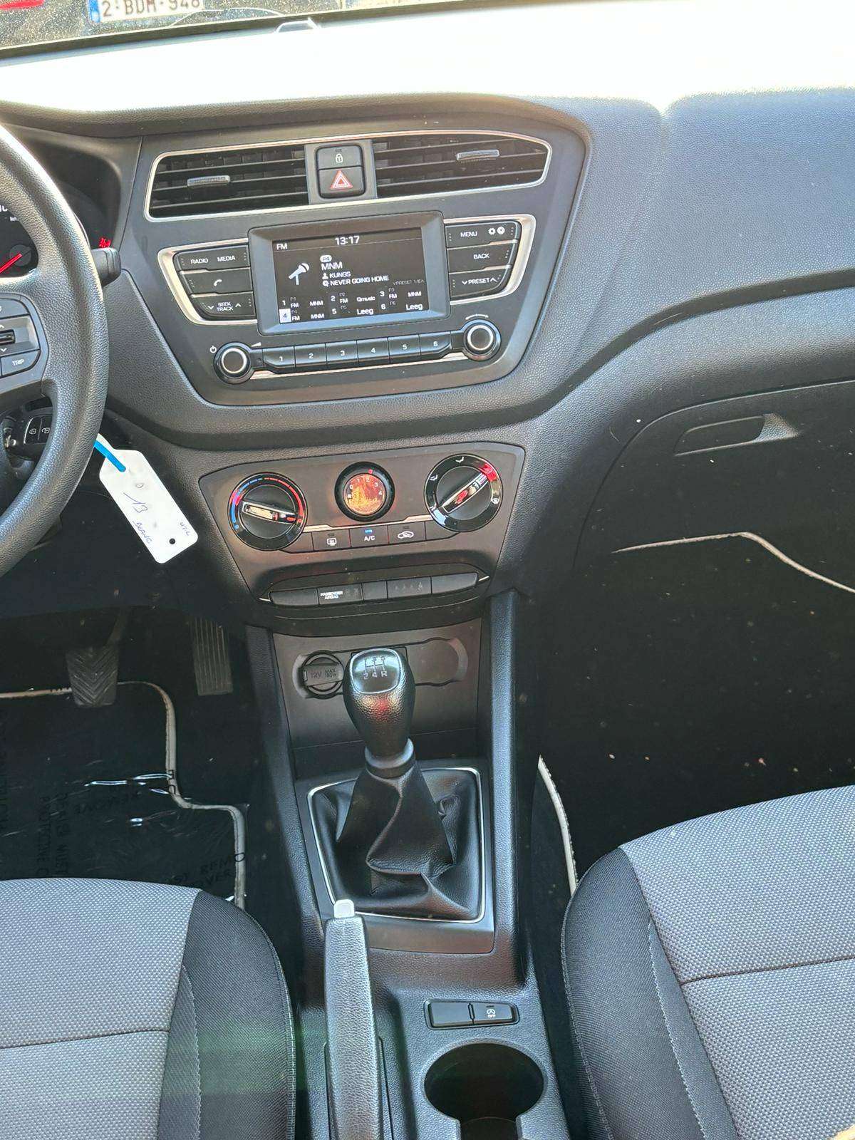 Hyundai i20 1.2i*AIRCO CRUISE USB CARPASS 12 MAANDEN GARANTIE