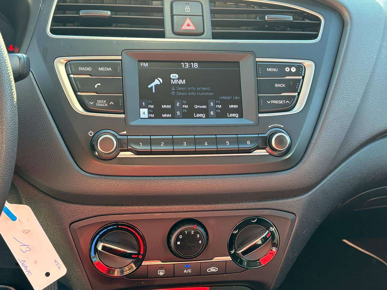 Hyundai i20 1.2i*AIRCO CRUISE USB CARPASS 12 MAANDEN GARANTIE