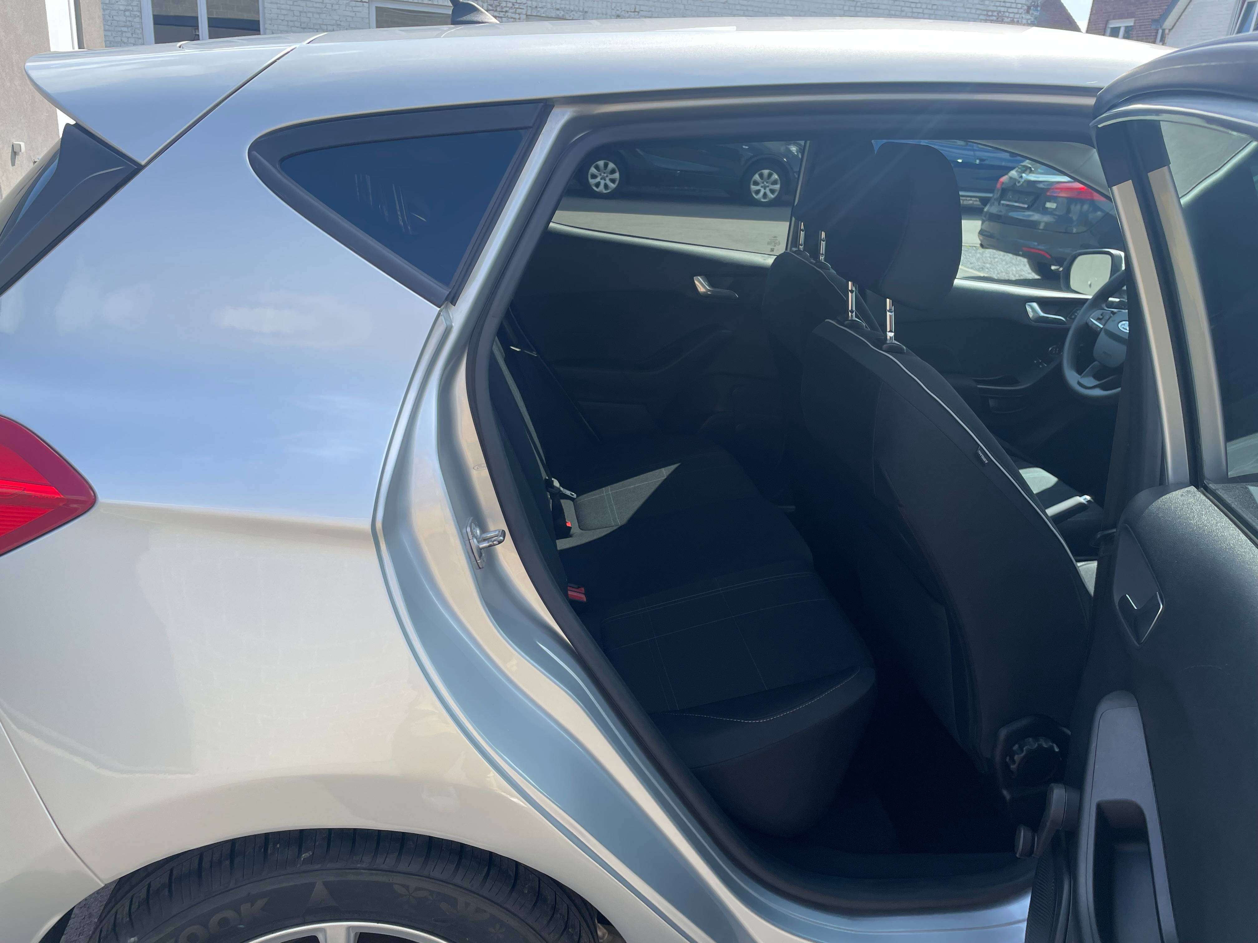 Ford Fiesta 1.1i Titanium  AIRCO BT USB EU6b 1ste Eigenaar