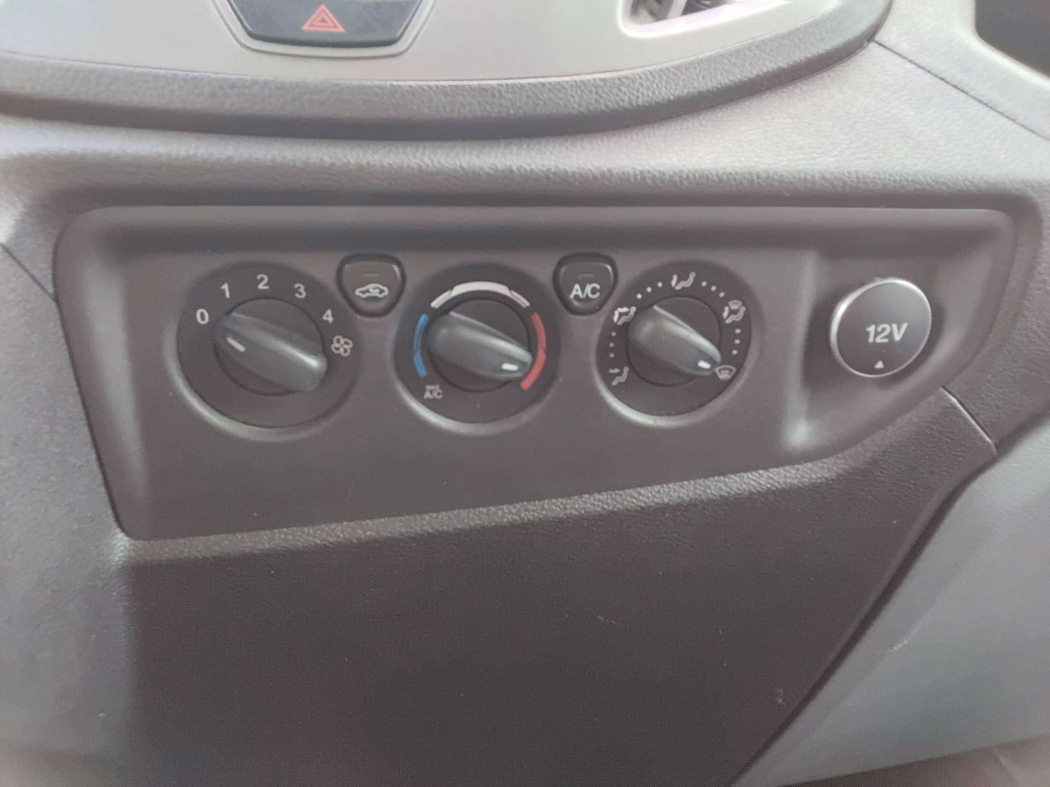 Ford Transit Trend L2 H2 125PK IMPERIAAL TREKHAAK BLUETOOTH AIRCO CRUISE 73000KM