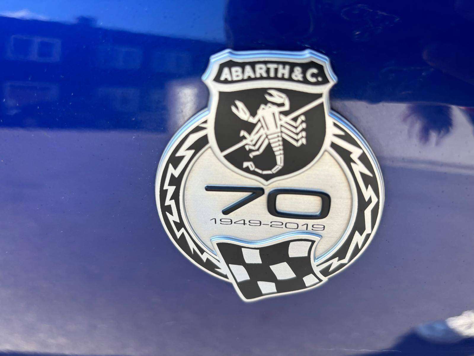 Fiat 500 Abarth 1.4i* ~~70th ANNIVERSARY~~ AIRCO  BLUETOOTH PARKHULP ACHTER