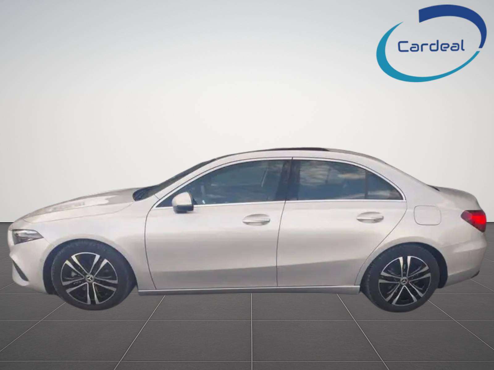 Mercedes-Benz A 200 A Sedan 200 d AMG/TOIT.OUVRANT/GPS/CAMERA/GARANTIE