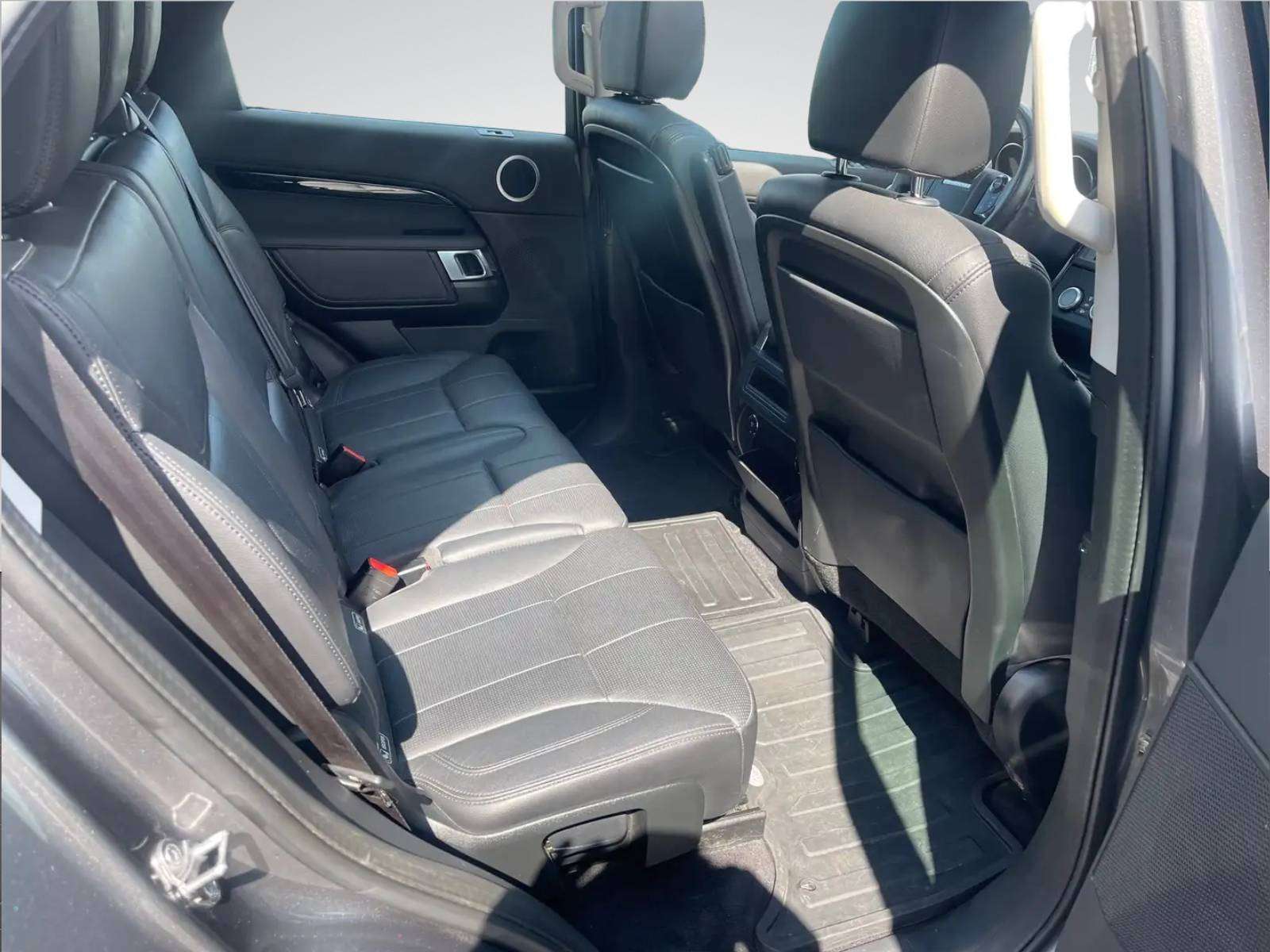 Land Rover Discovery 2.0 SD4 SE (EU6d-TEMP) // TOIT PANO OUVRANT //