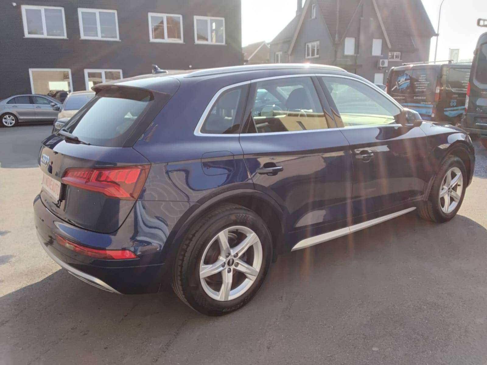 Audi Q5 Business Sport HYB+DIESEL AUTO LEDER FULL OPTIE
