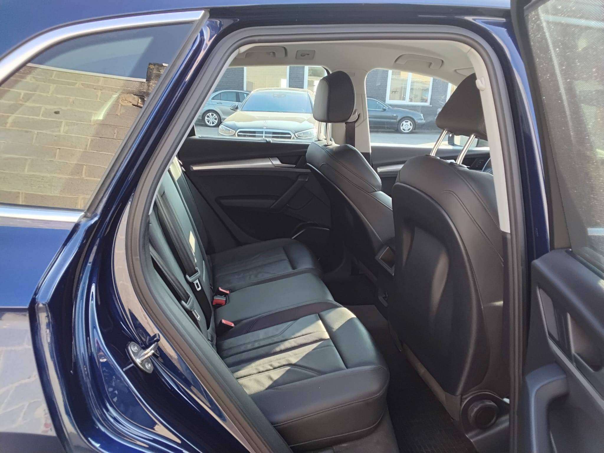 Audi Q5 Business Sport HYB+DIESEL AUTO LEDER FULL OPTIE
