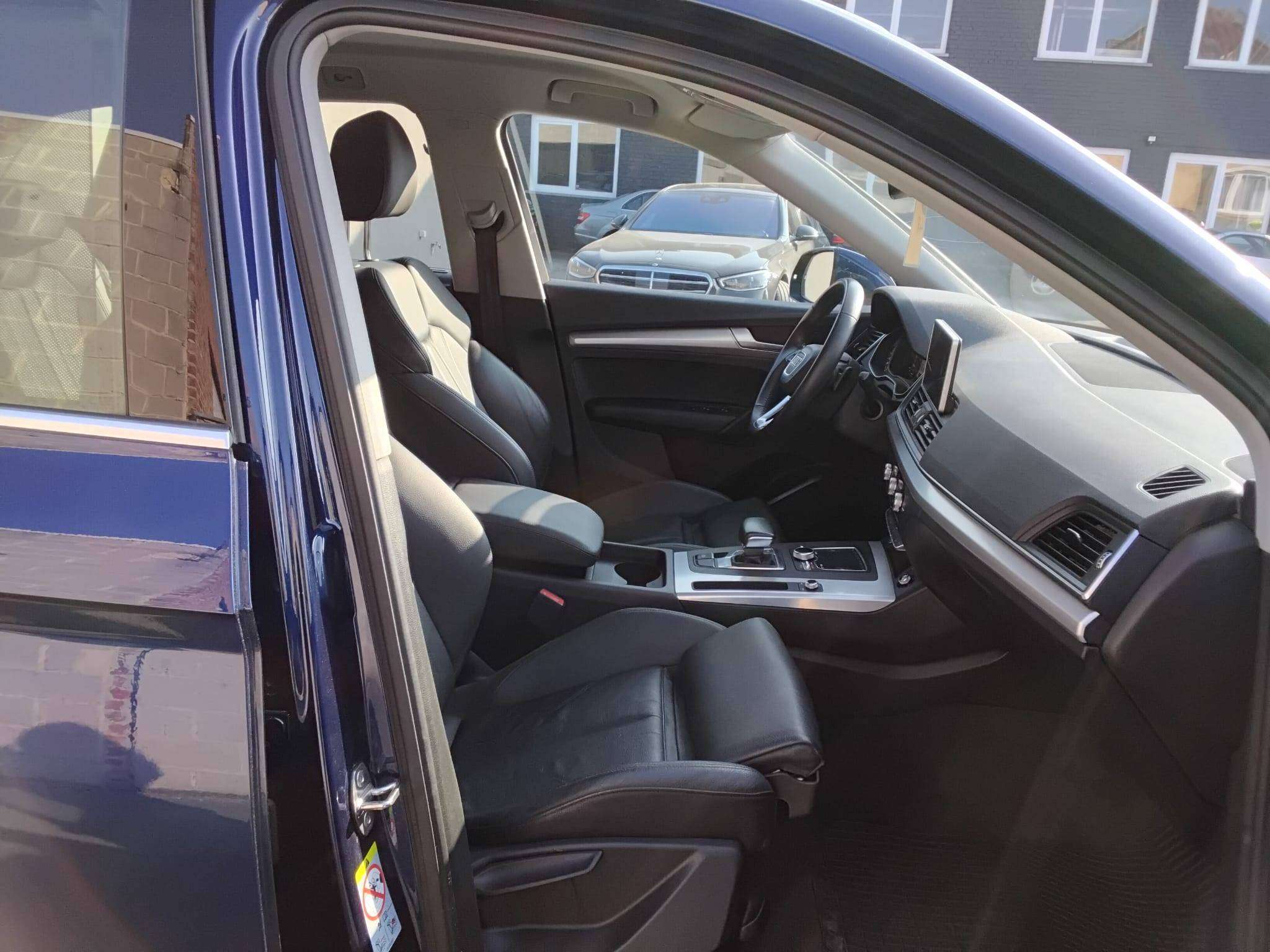 Audi Q5 Business Sport HYB+DIESEL AUTO LEDER FULL OPTIE