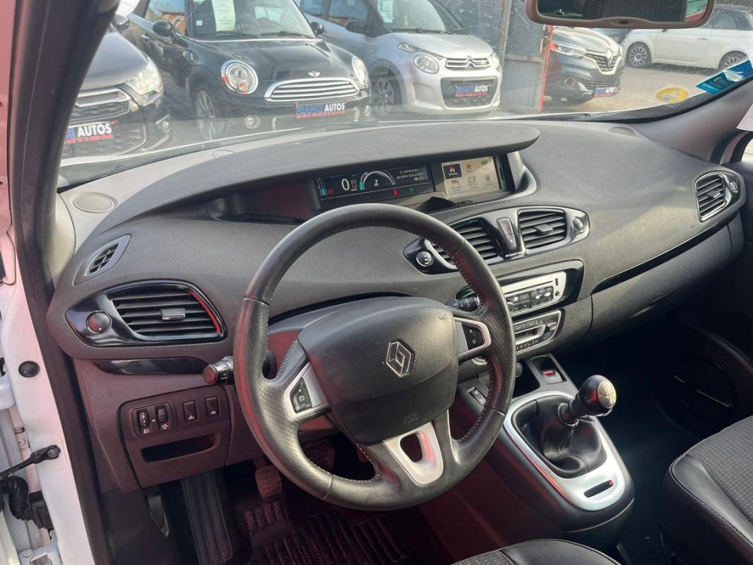 Renault Scenic BOSE 1.5 DCI 110 CH 7 PLACES - AVEC GPS TOMTOM | ENTIÈREMENT RÉVISÉE & GARANTIE