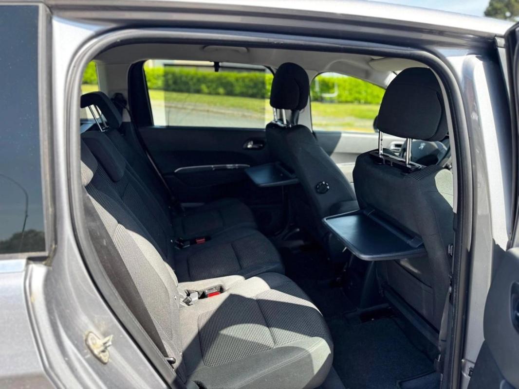 Peugeot 5008 1.2 PT 130 CV Active Business 7 PLACES