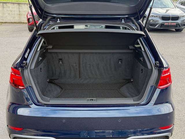 Audi A3 A3 Sportback 30 TFSI g-tron S tronic / 1er Main