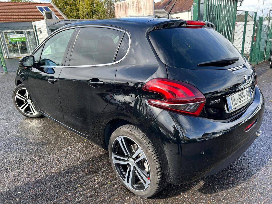 Peugeot 208 1.2 PureTech 110ch GT Line S&S 5p