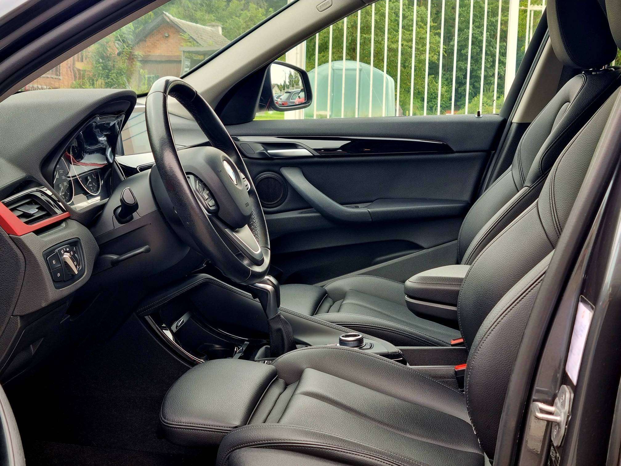 BMW X1 X1 2.0 d / Boite auto / Pack Sport / Led / Navi ..