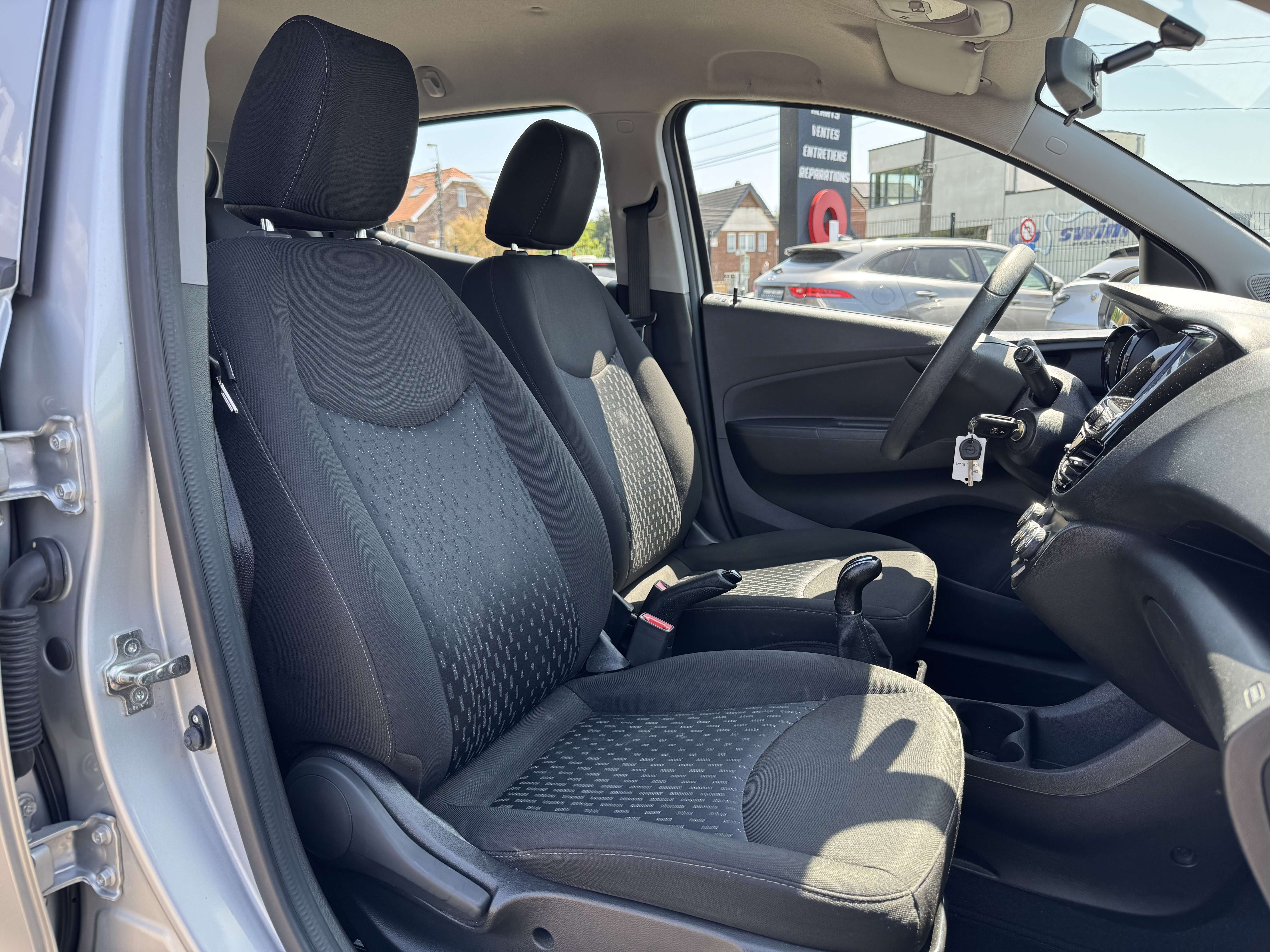 Opel Karl ROCKS 1.0i / CARPLAY / PDC / AIRCO / CRUISE
