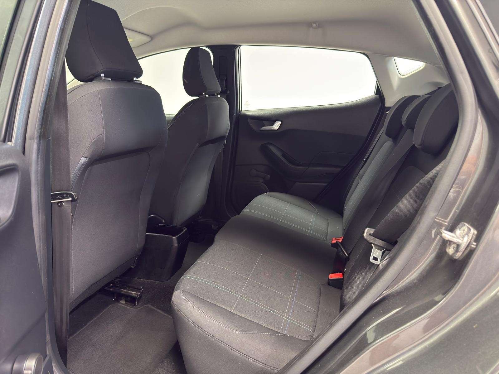 Ford Fiesta Fiesta 1.1i Business Class NEW MOD*GARANTIE 12 MOI