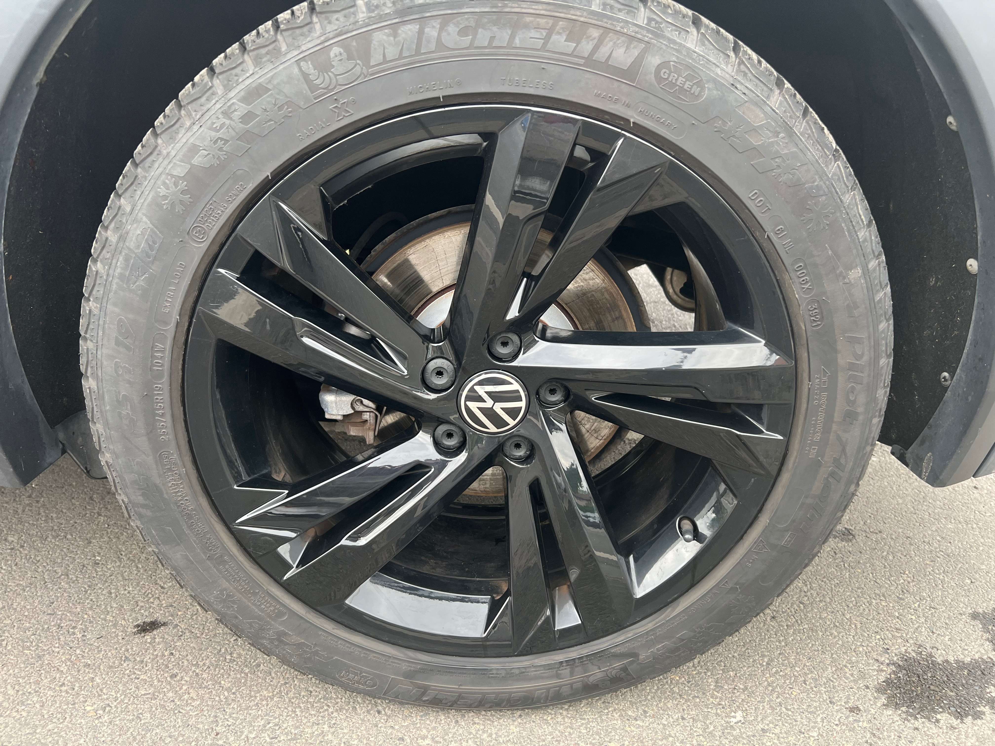 Volkswagen Tiguan 1.5 TSI R-Line DSG AUTOMATIQUE PACK BLACKSHADOW FULL GARANTIE CRÉDIT 100%