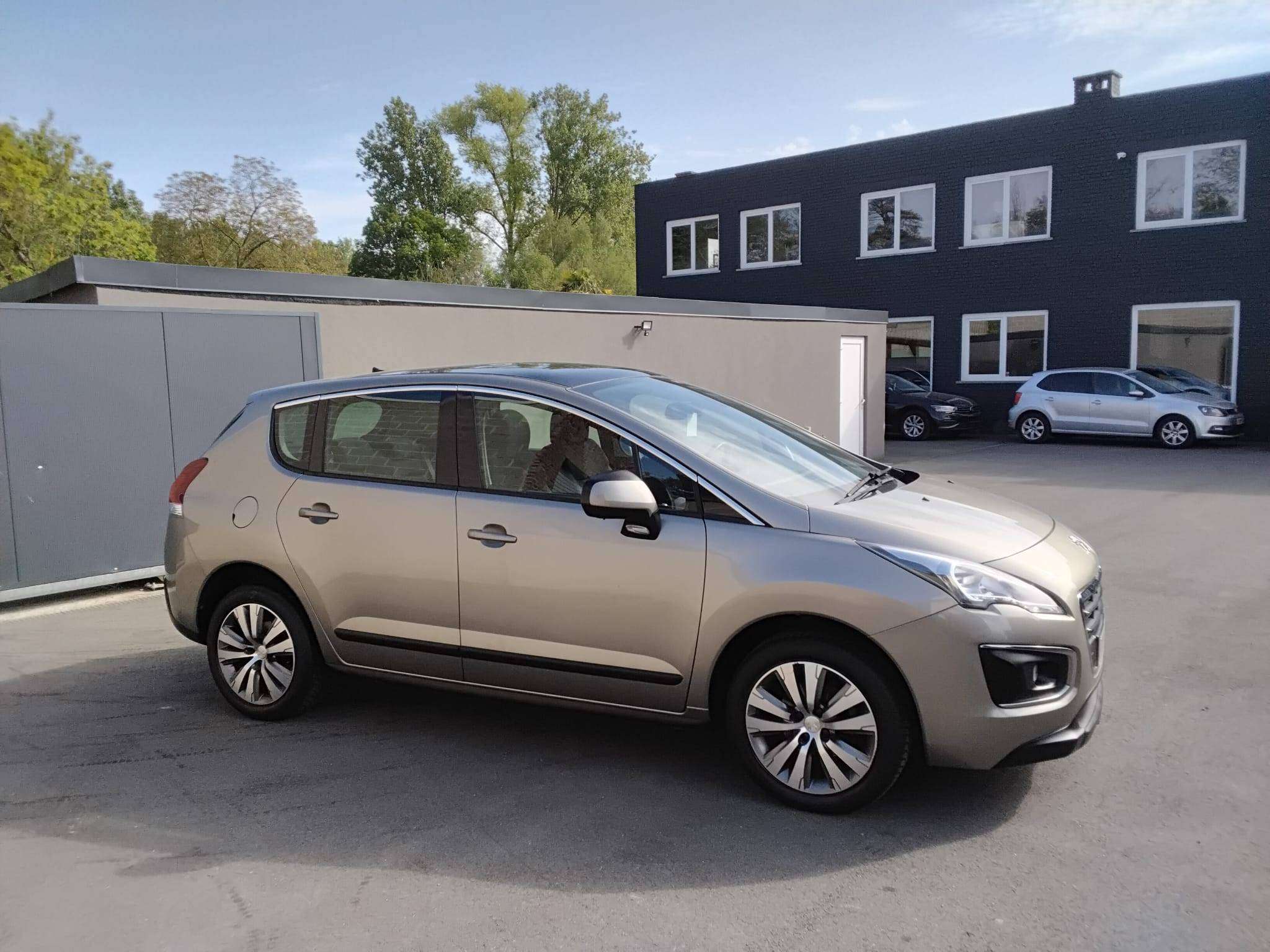 Peugeot 3008 1.6i Access PARHULP ACHTER AIRCO PANODAK BLUET CRUISE