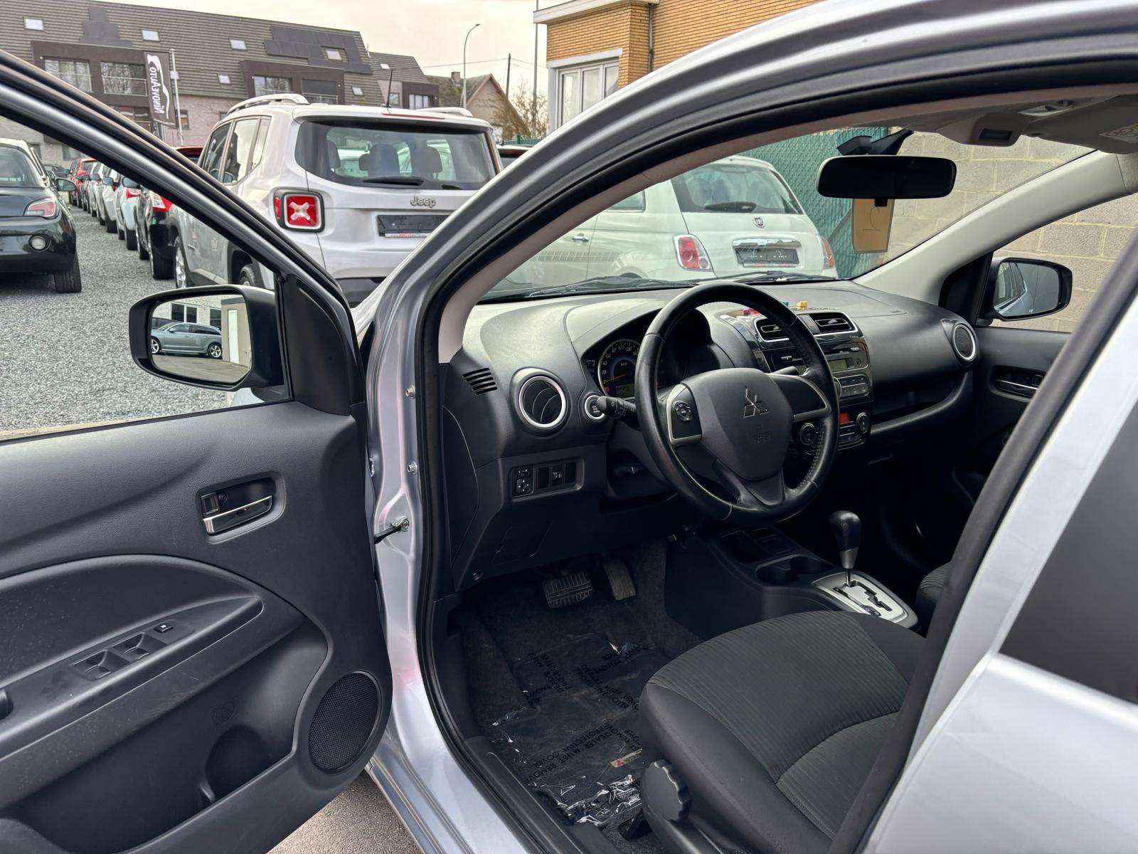 Mitsubishi Attrage 1.2i ClearTec Intense*AUTOMAAT*AIRCO*47000KM