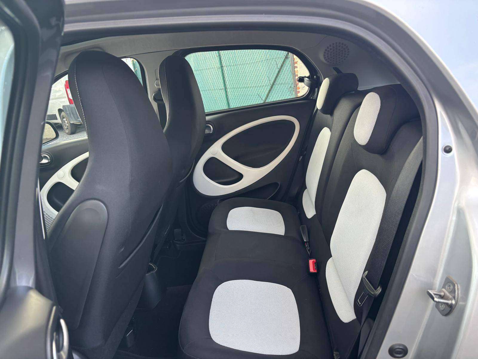 smart forFour 1.0i Passion*PANO BLUETH PARKSENSOR CRUISE