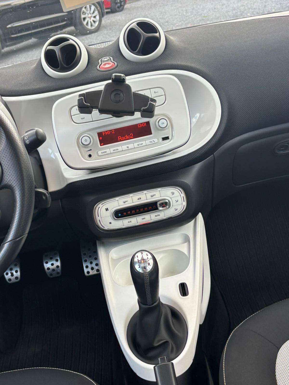 smart forFour 1.0i Passion*PANO BLUETH PARKSENSOR CRUISE