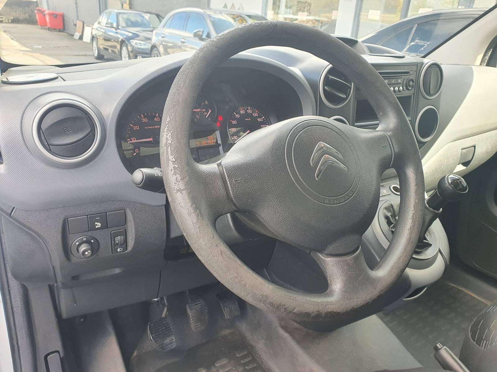 Citroen Berlingo 🟢1.6 DIESEL - UTILITAIRE - 3 PLACES - CAPTEURS